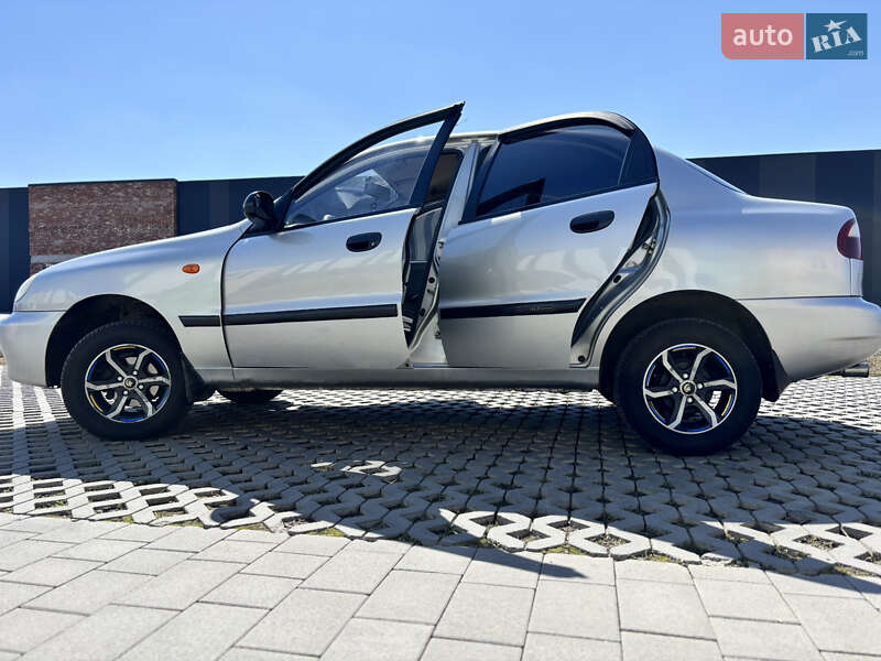 Седан Daewoo Lanos 2005 в Хмельницькому