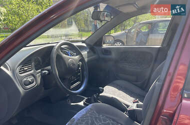 Седан Daewoo Lanos 2002 в 