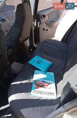Седан Daewoo Lanos 2004 в 