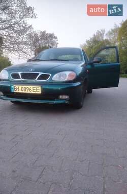 Седан Daewoo Lanos 1998 в Миргороде
