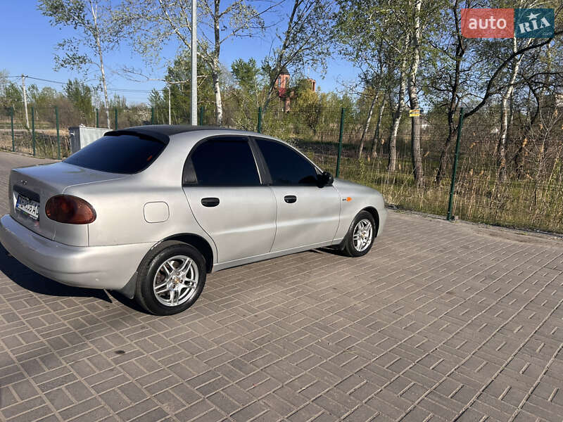 Седан Daewoo Lanos 2006 в Днепре