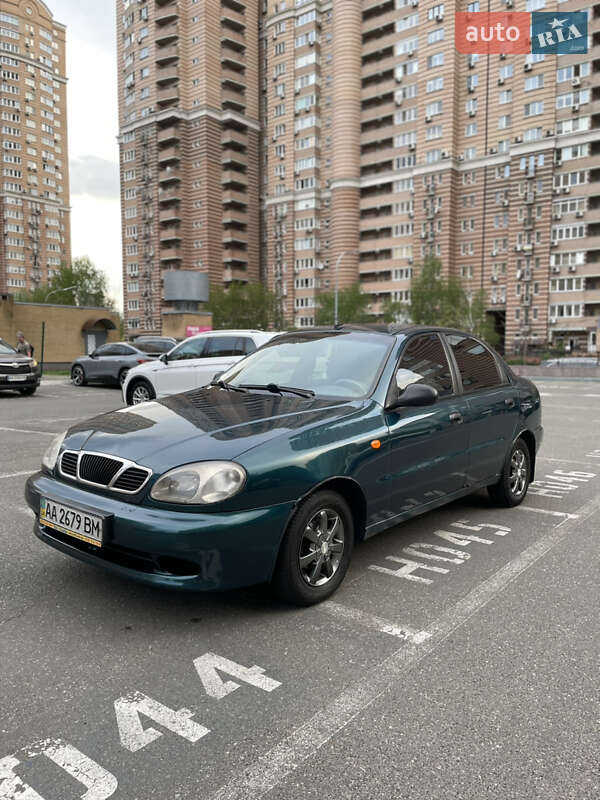 Седан Daewoo Lanos 2006 в Києві