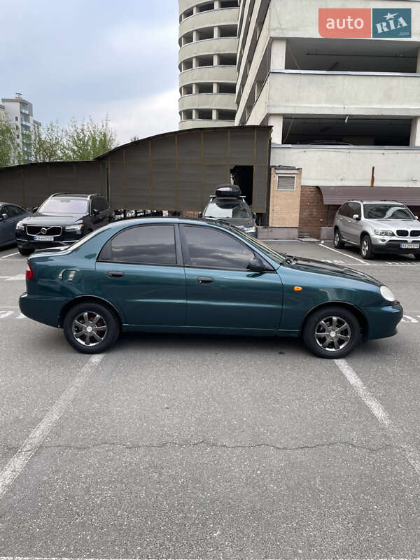 Седан Daewoo Lanos 2006 в Києві