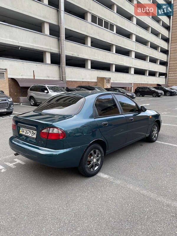 Седан Daewoo Lanos 2006 в Києві