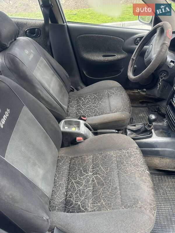 Седан Daewoo Lanos 2008 в Шумске