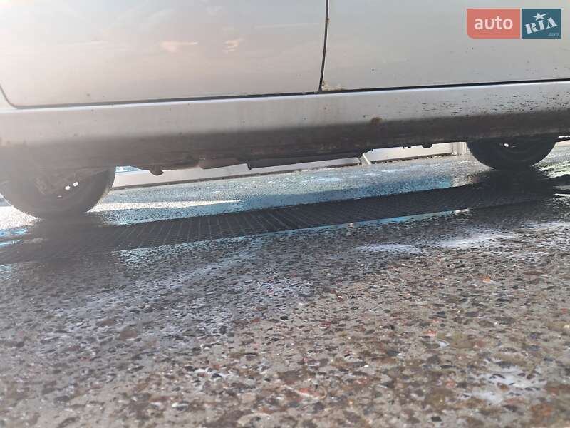 Седан Daewoo Lanos 2006 в Львове