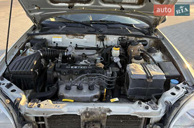 Седан Daewoo Lanos 2010 в 