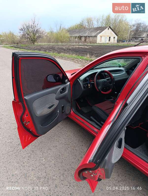 Седан Daewoo Lanos 2008 в Карловке