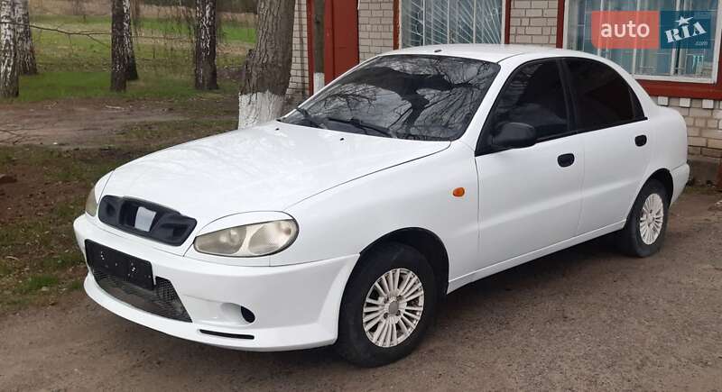 Седан Daewoo Lanos 2005 в Городищеві