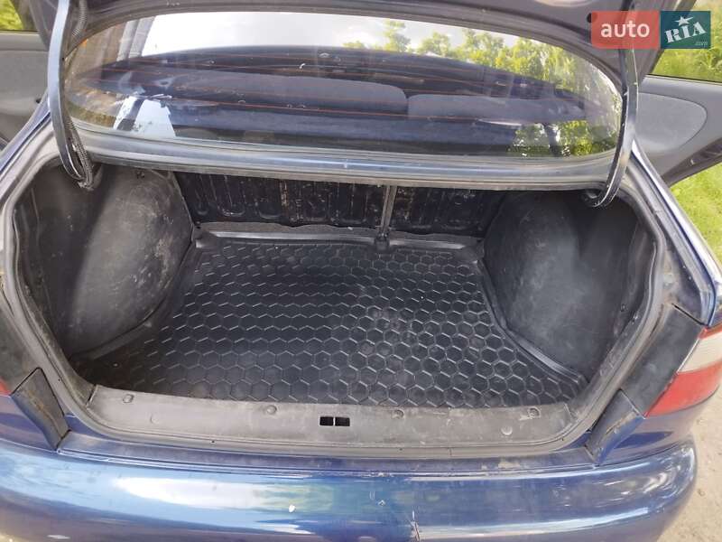 Седан Daewoo Lanos 2006 в Львове