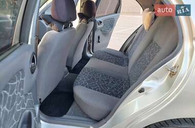 Седан Daewoo Lanos 2003 в 