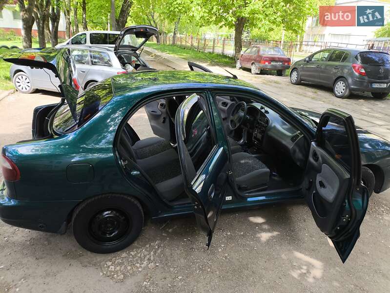 Седан Daewoo Lanos 2005 в Тернополі