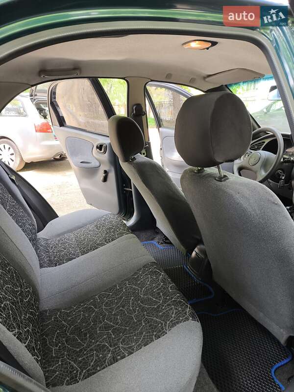 Седан Daewoo Lanos 2005 в Тернополі