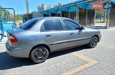 Седан Daewoo Lanos 1998 в 