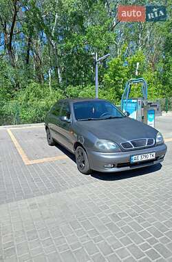 Седан Daewoo Lanos 1998 в Днепре