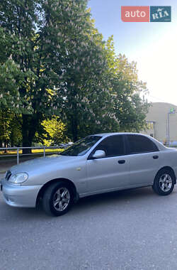 Седан Daewoo Lanos 2004 в 
