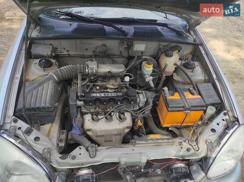 Седан Daewoo Lanos 2006 в Вендичанах