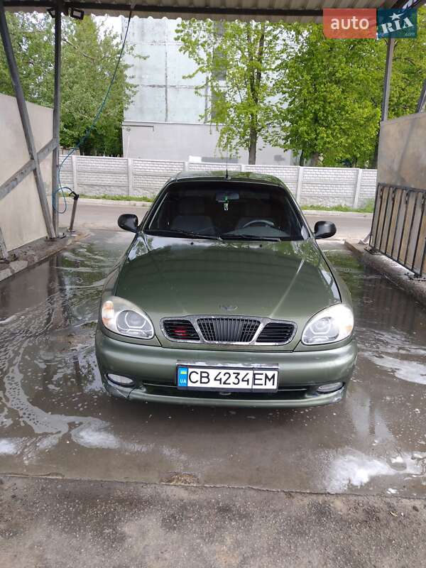 Седан Daewoo Lanos 2004 в 
