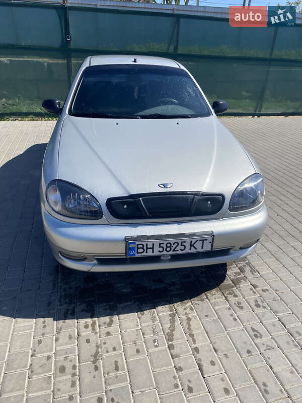 Седан Daewoo Lanos 2004 в Одессе