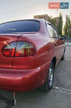 Седан Daewoo Lanos 1998 в 