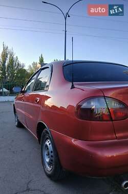 Седан Daewoo Lanos 1998 в 