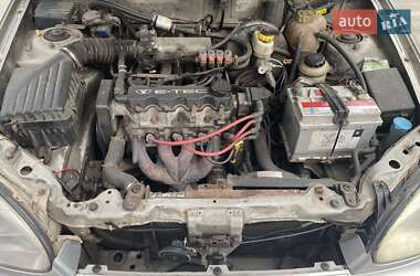 Седан Daewoo Lanos 2003 в 