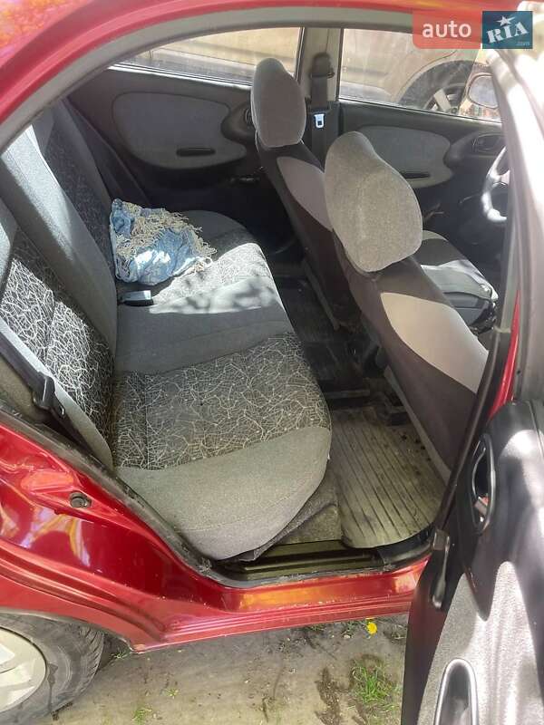 Седан Daewoo Lanos 2006 в Кам'янському