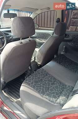 Седан Daewoo Lanos 2003 в 