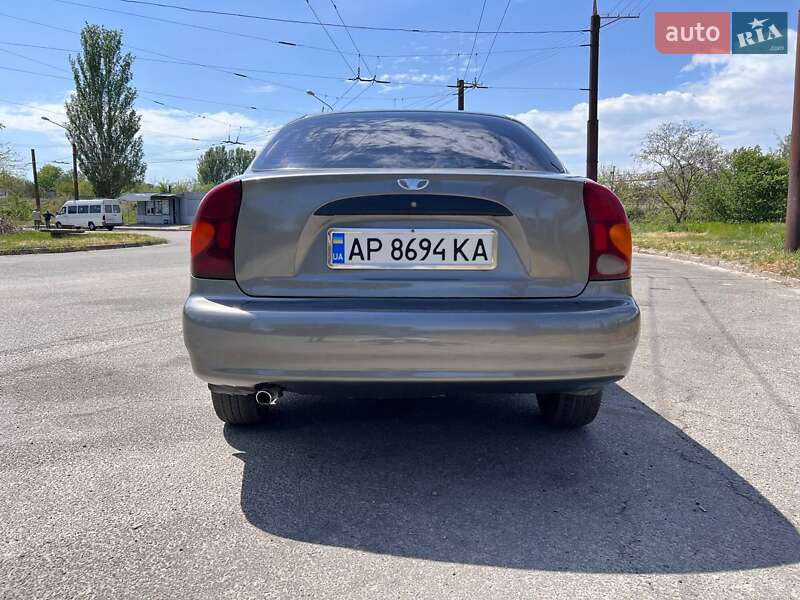 Седан Daewoo Lanos 2004 в Запорожье