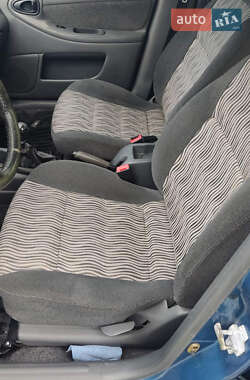 Седан Daewoo Lanos 2012 в 