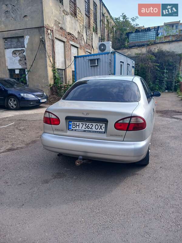 Седан Daewoo Lanos 2003 в Одессе