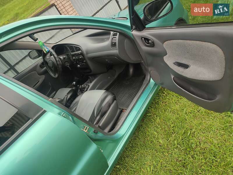 Хэтчбек Daewoo Lanos 1998 в Черновцах