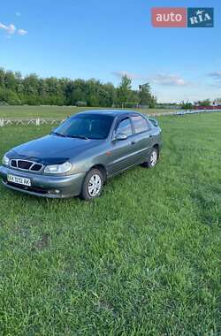Седан Daewoo Lanos 2001 в 