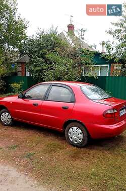 Седан Daewoo Lanos 2008 в Тростянці