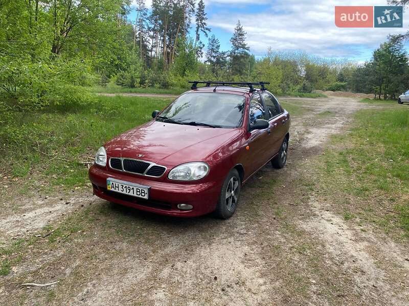 Седан Daewoo Lanos 2006 в Киеве