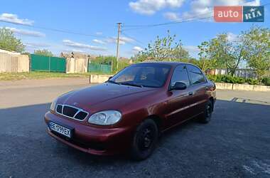 Седан Daewoo Lanos 2000 в Новому Бузі