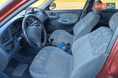 Седан Daewoo Lanos 2000 в 