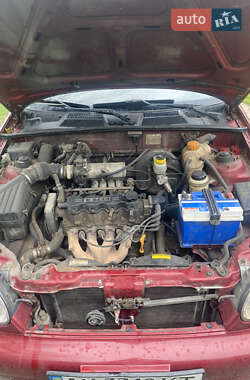 Седан Daewoo Lanos 2003 в 