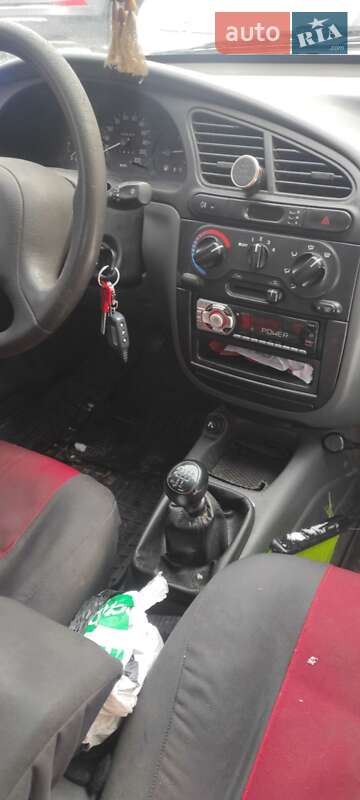 Седан Daewoo Lanos 2004 в Києві