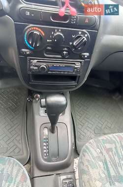 Седан Daewoo Lanos 1998 в 