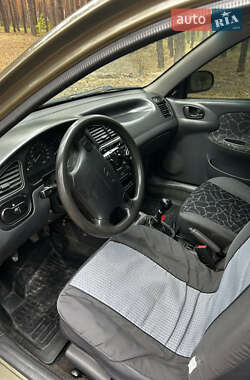Седан Daewoo Lanos 2003 в 
