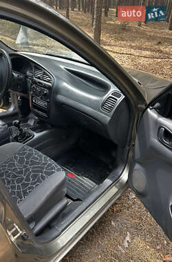 Седан Daewoo Lanos 2003 в 