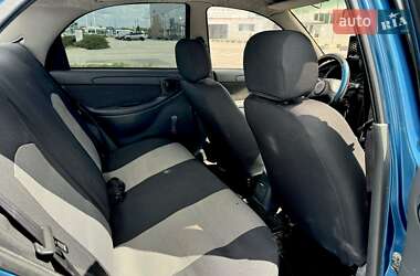 Седан Daewoo Lanos 2012 в 
