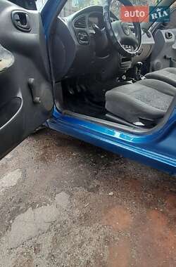 Седан Daewoo Lanos 1998 в 