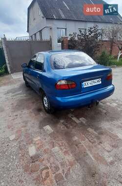 Седан Daewoo Lanos 1998 в 