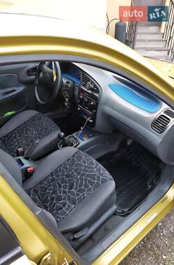 Седан Daewoo Lanos 2002 в 