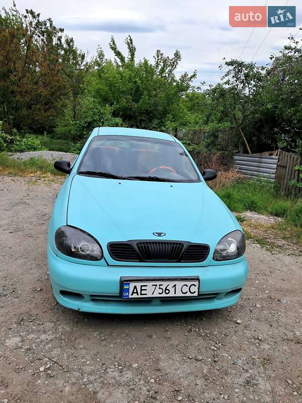 Седан Daewoo Lanos 1998 в 