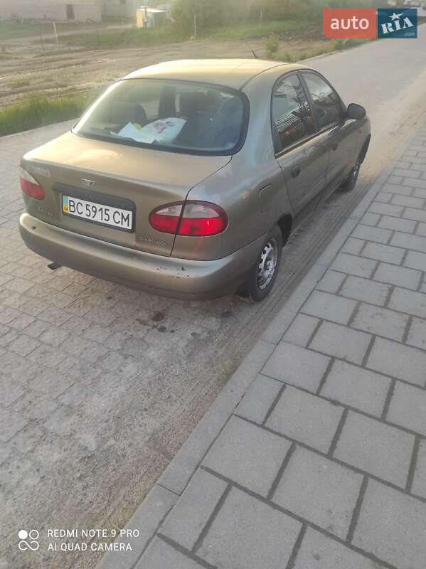 Седан Daewoo Lanos 2003 в Винниках