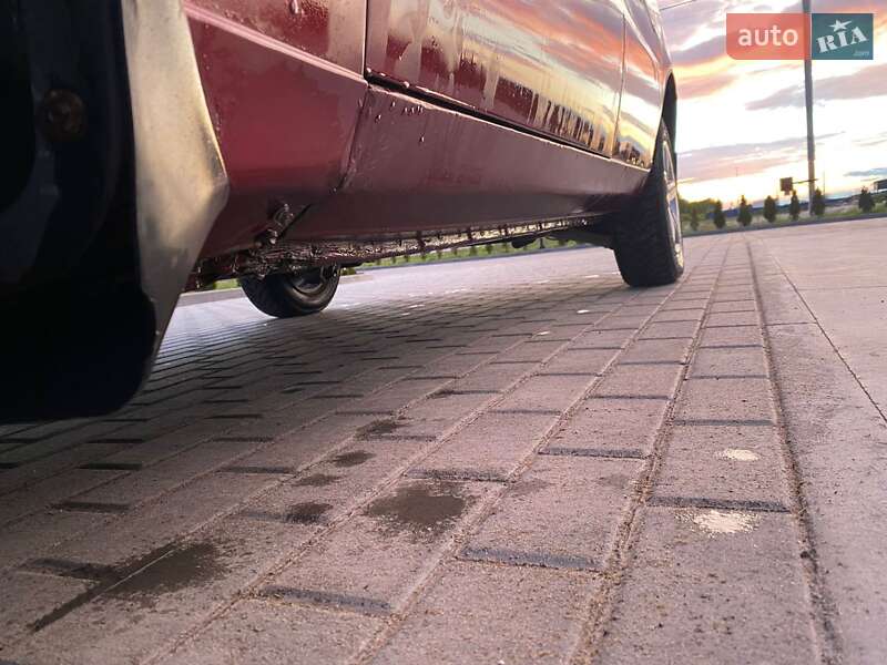 Седан Daewoo Lanos 2003 в Золочеве