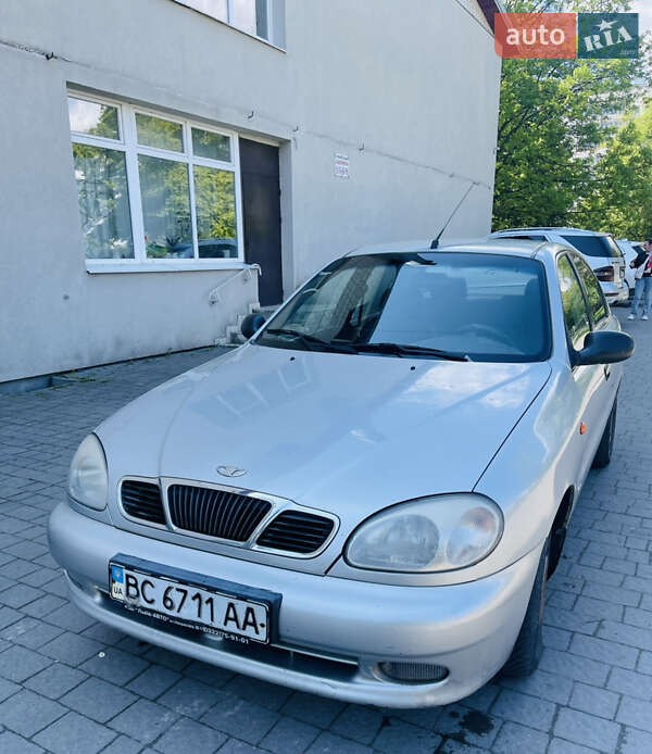 Седан Daewoo Lanos 2004 в Львове
